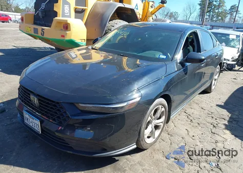 2023 Honda Accord Lx z USA, uszkodzony, nr VIN 1HGCY1F26PA037760